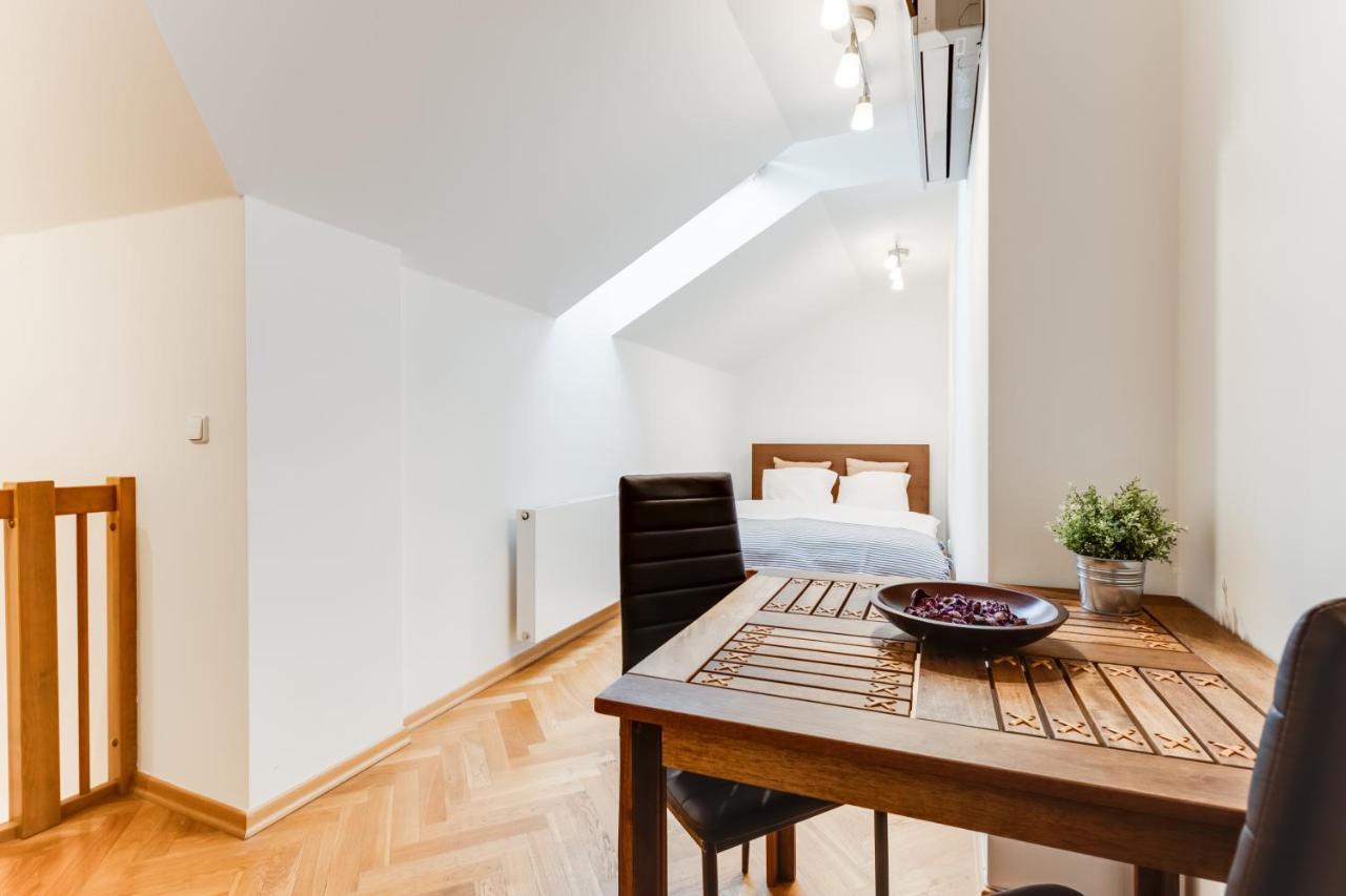 Jt'S Apartments Bilkova Str. Praha Bagian luar foto