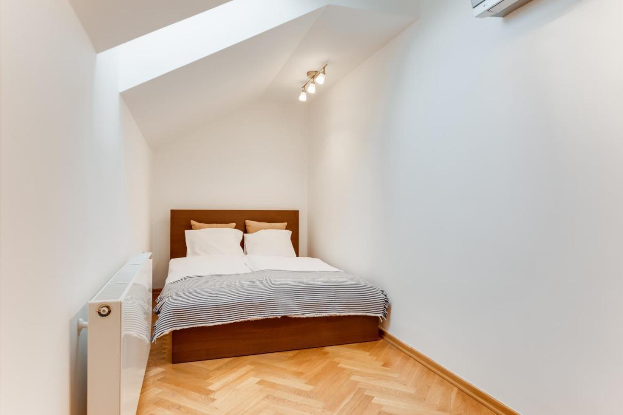 Jt'S Apartments Bilkova Str. Praha Bagian luar foto