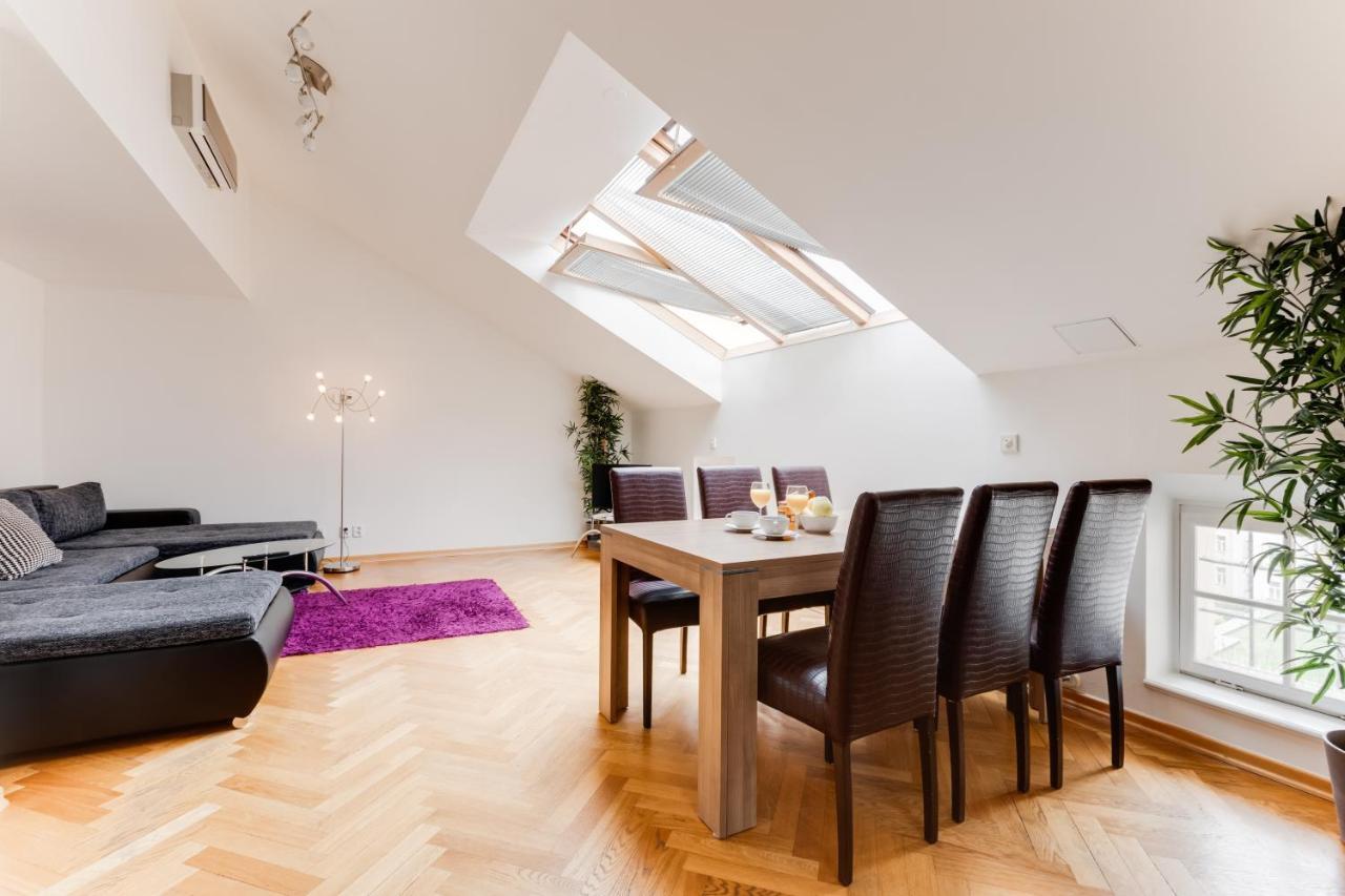 Jt'S Apartments Bilkova Str. Praha Bagian luar foto