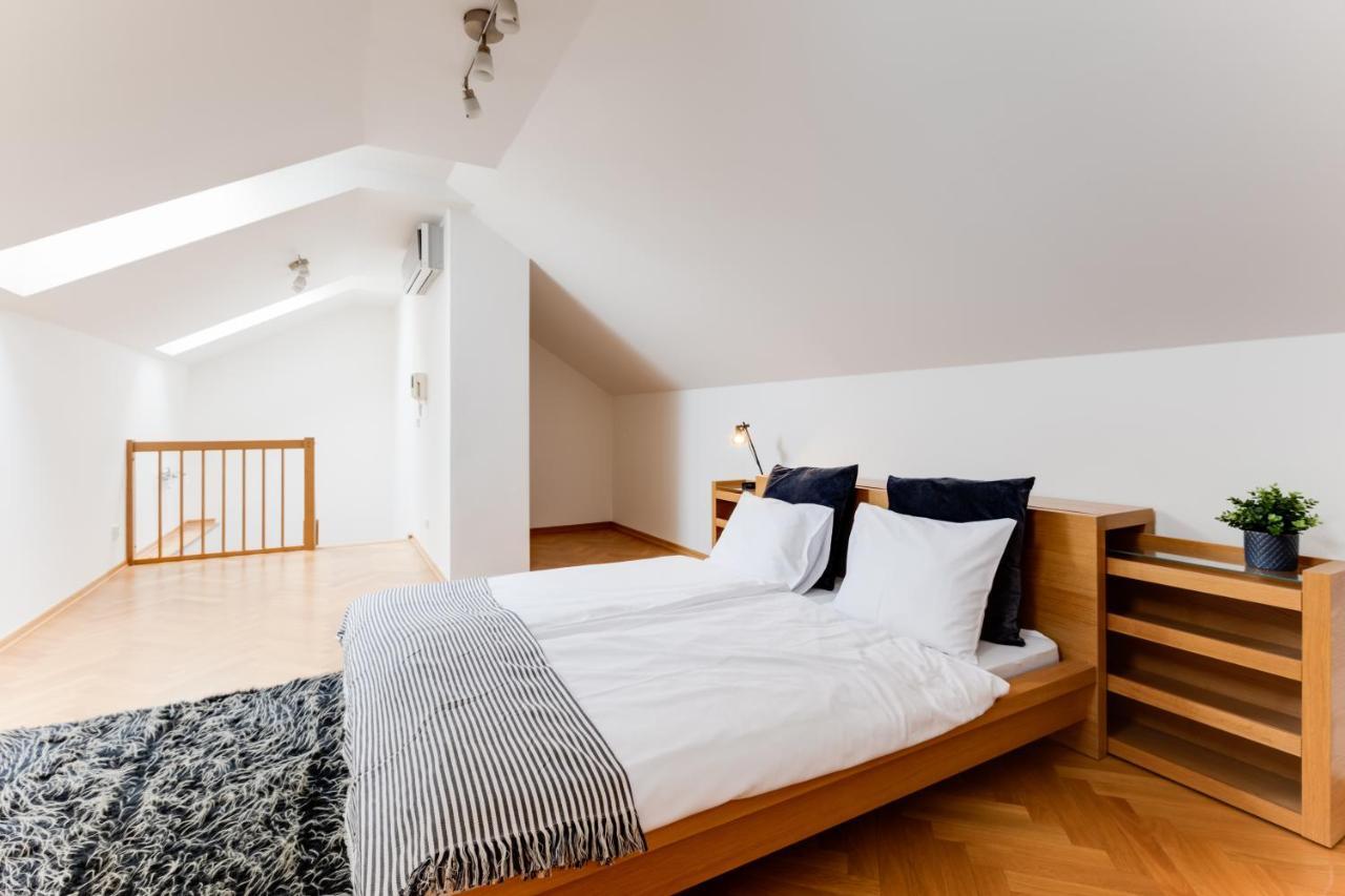 Jt'S Apartments Bilkova Str. Praha Bagian luar foto