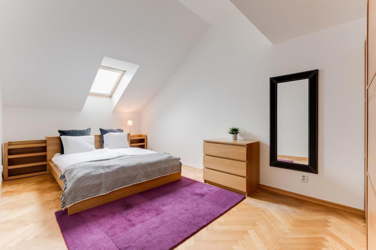 Jt'S Apartments Bilkova Str. Praha Bagian luar foto